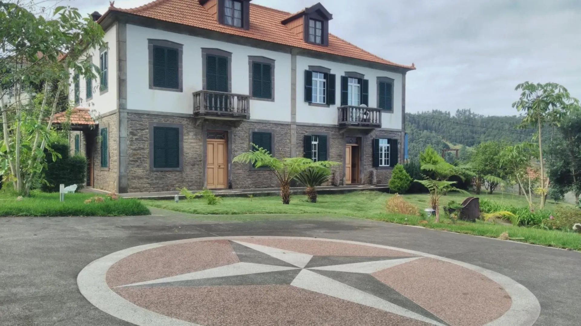 Quinta Do Serrado 2 contacts